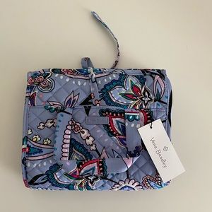 Vera Bradley Toiletry bag